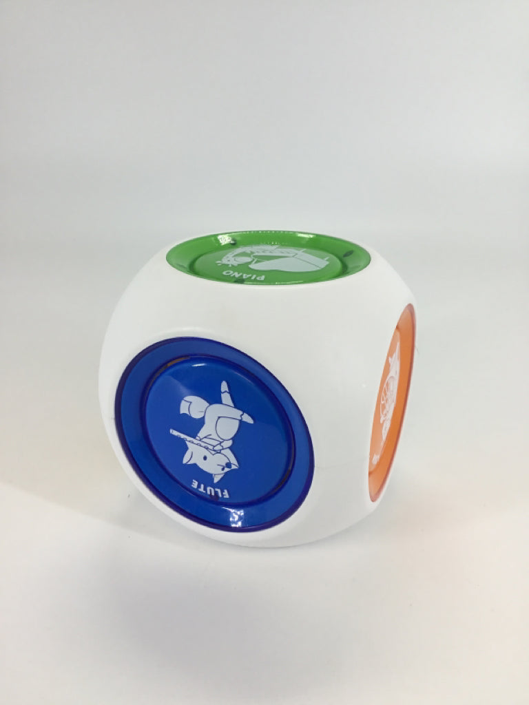Munchkin Mozart Magic Cube with Musical Sounds