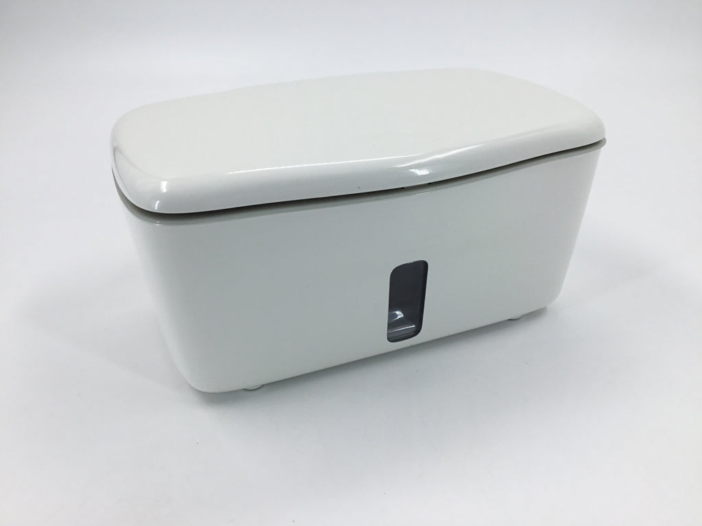 Oxo Tot Perfect Pull Wipes Dispenser