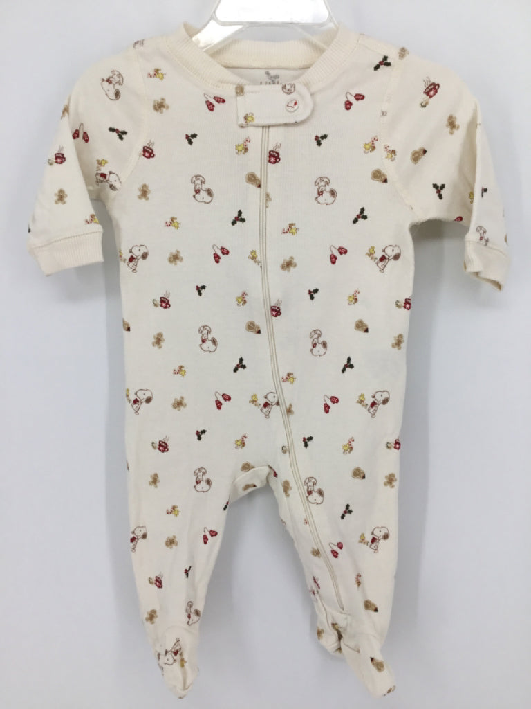 Little Snoopy Child Size 0-3 Months White Christmas Sleeper