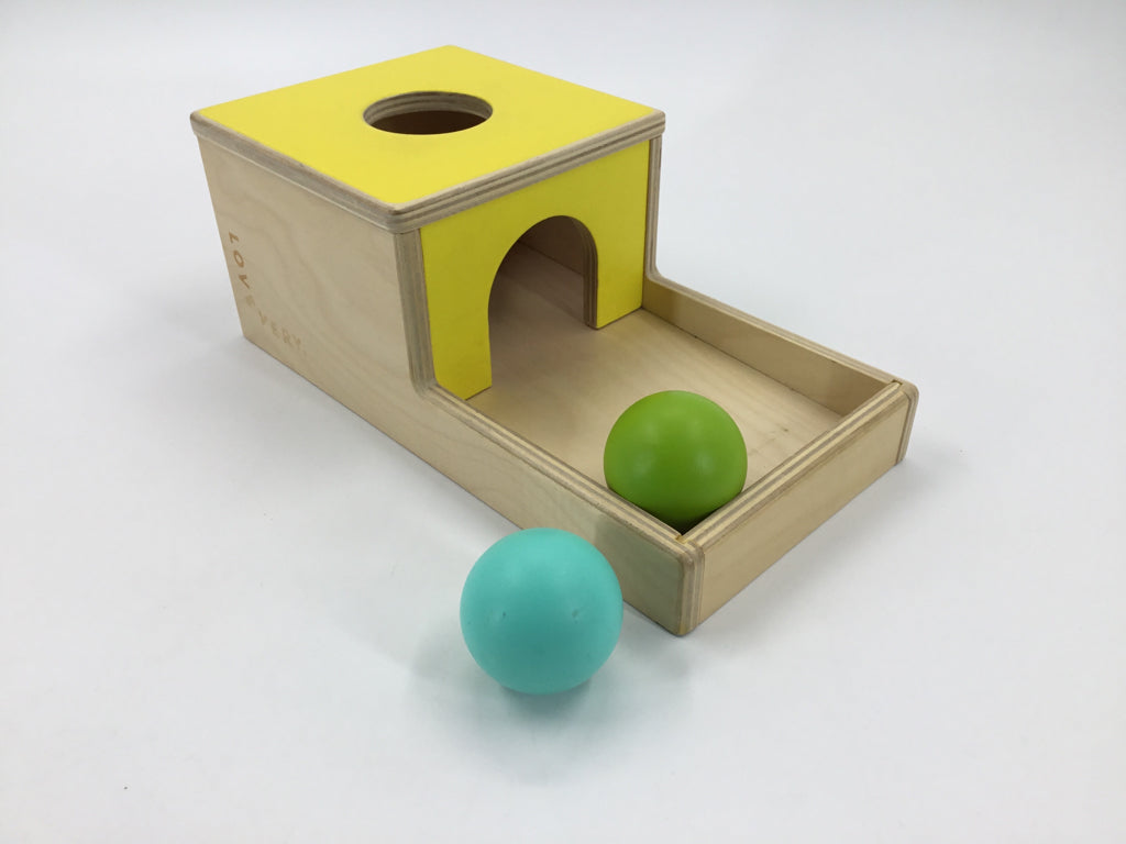Lovevery Wooden Ball Drop Box w/ 2 Balls