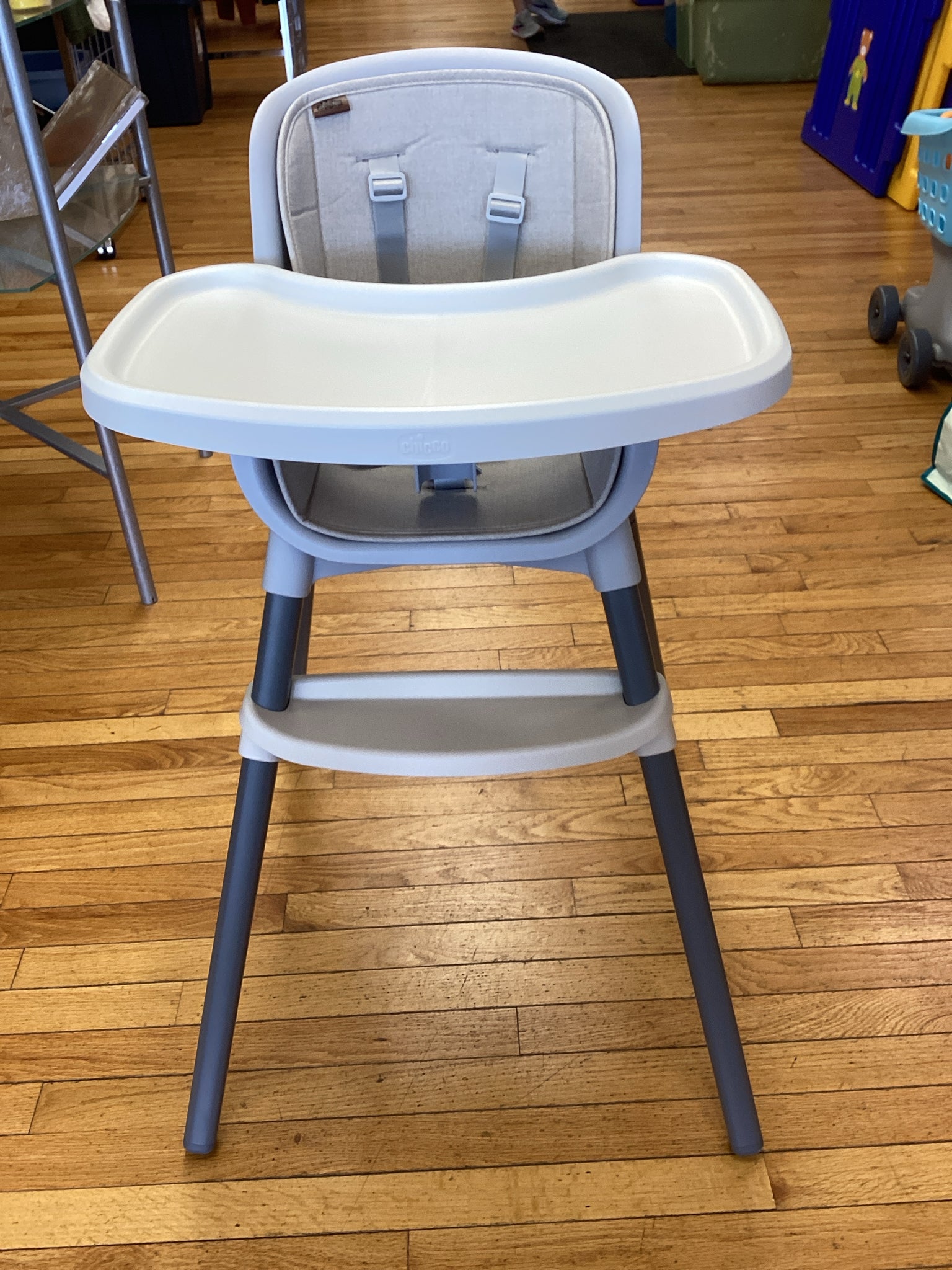 Chicco Zest 4-in-1 Folding High Chair