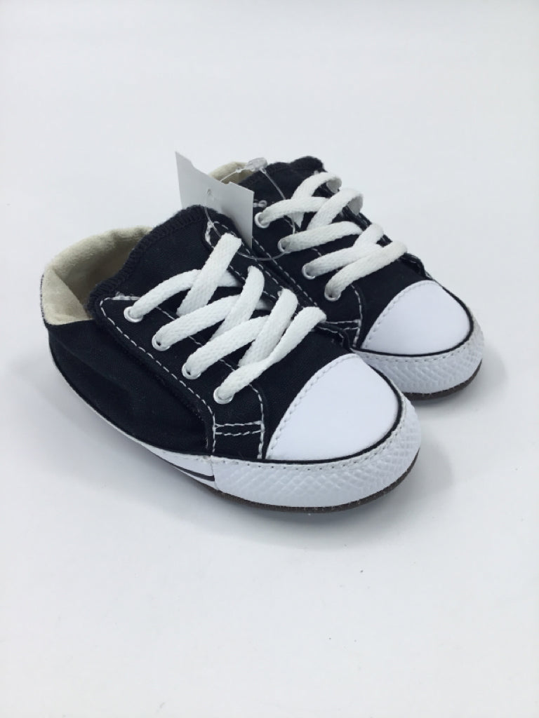 Converse Child Size 4 Toddler Black Baby/Walker Shoes