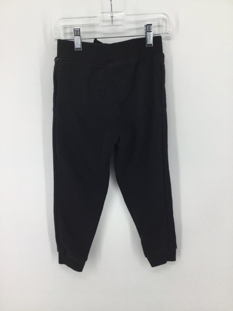 Childrens Place Child Size 4 Black Solid Sweatpants - boys