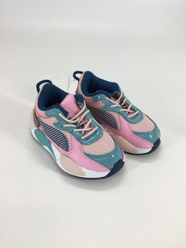 Puma Child Size 5 Toddler Pink Sneakers