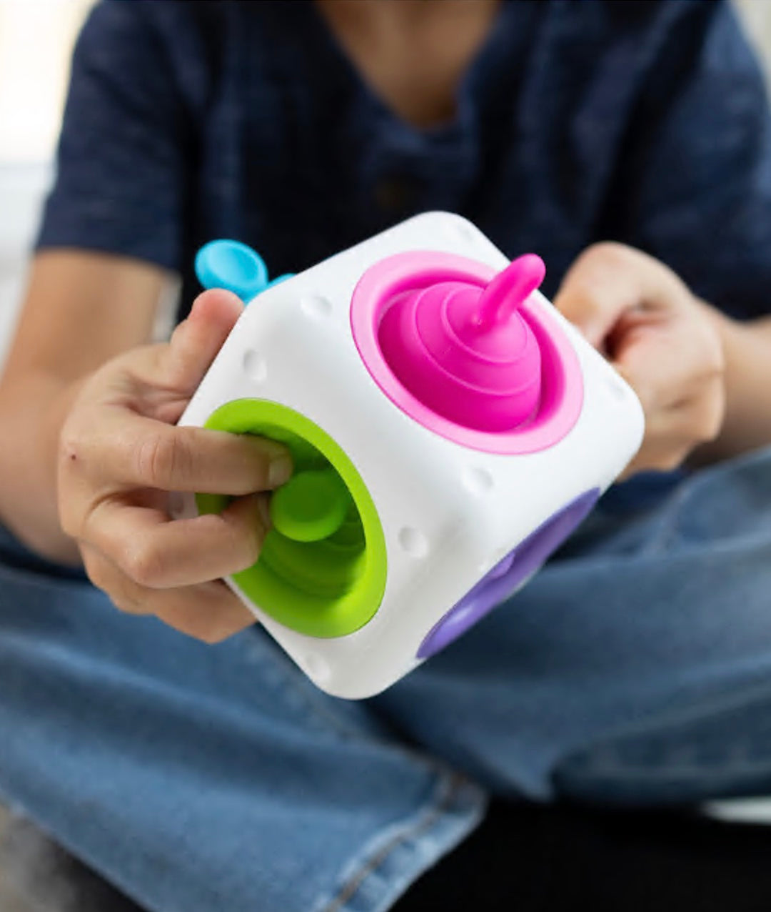 Fat Brain Toys - Tugl Cube