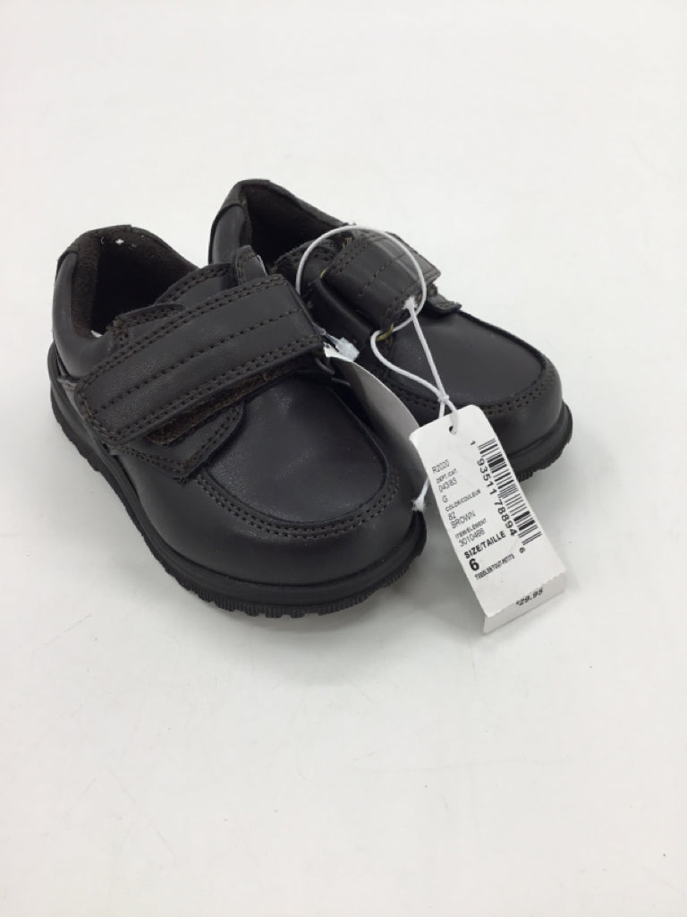 Childrens Place Child Size 6 Toddler Brown Dress Shoes