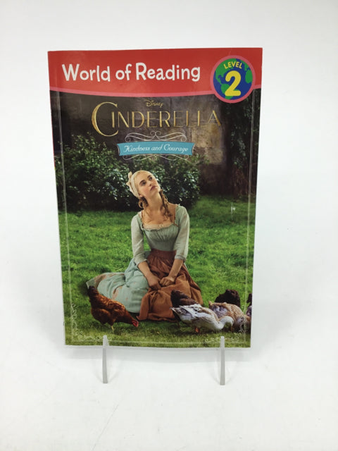 Disney Cinderella - Kindness and Courage Paperback Book