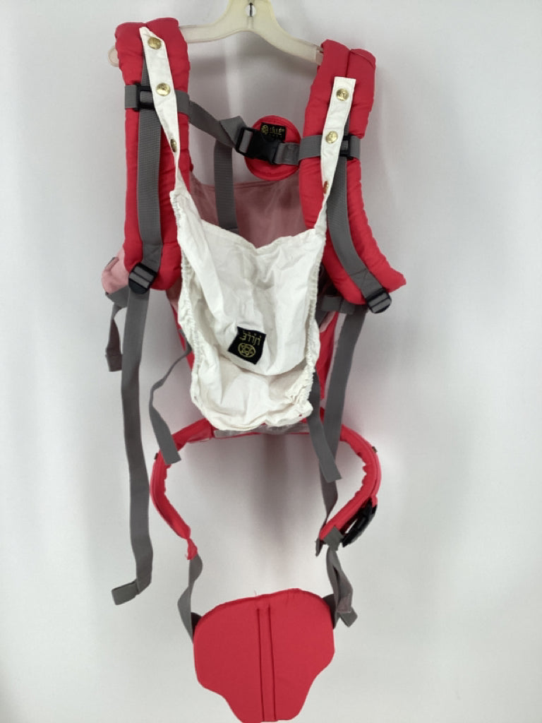 LÍLLÉbaby Complete Embossed 6 in 1 Carrier