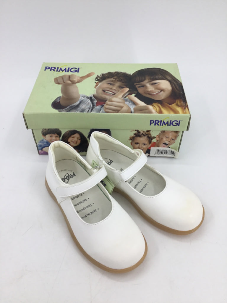 Primigi Child Size 11.5 White Sneakers