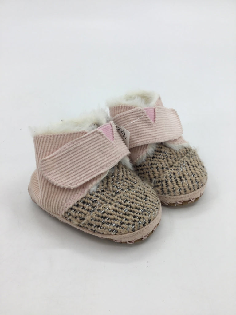 Baby hot sale pink toms