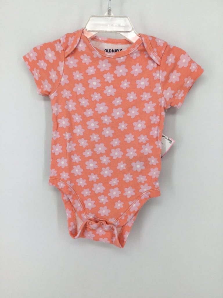 Old Navy Child Size 12-18 Months Pink Onesie