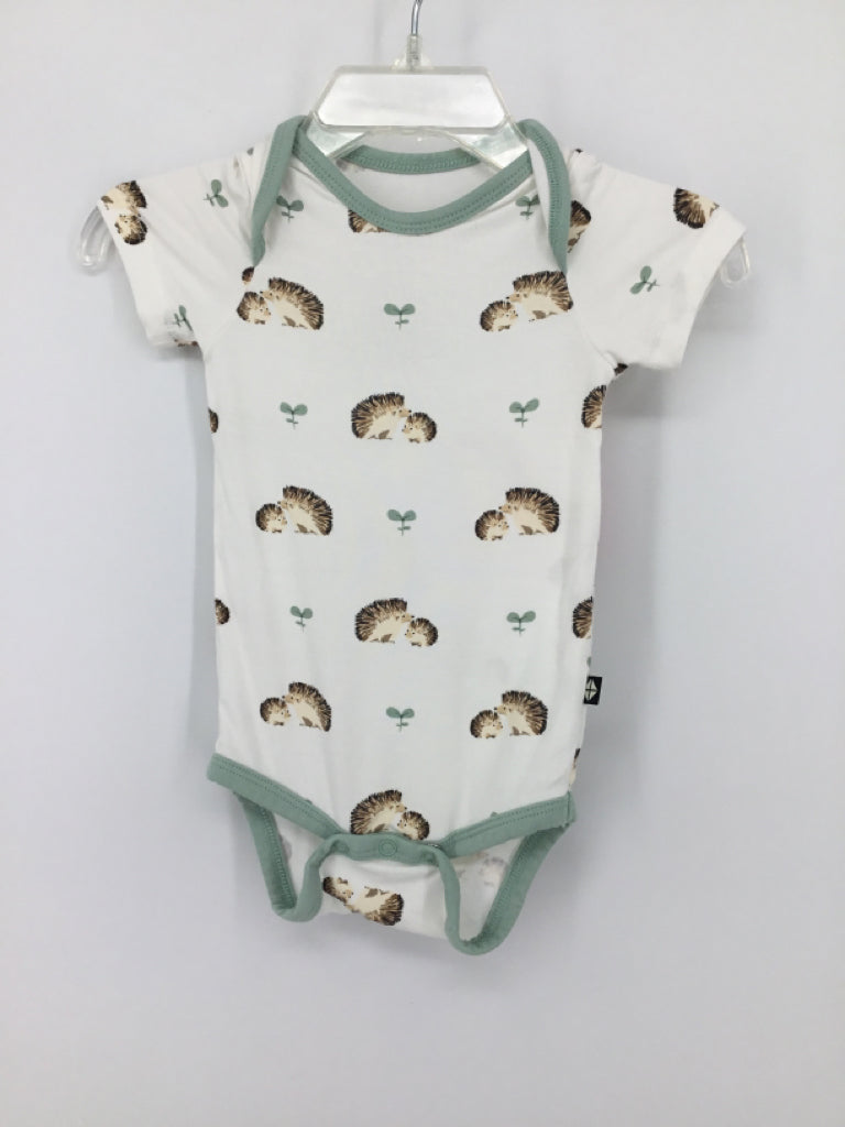 Kyte Child Size 0-3 Months Green Onesie