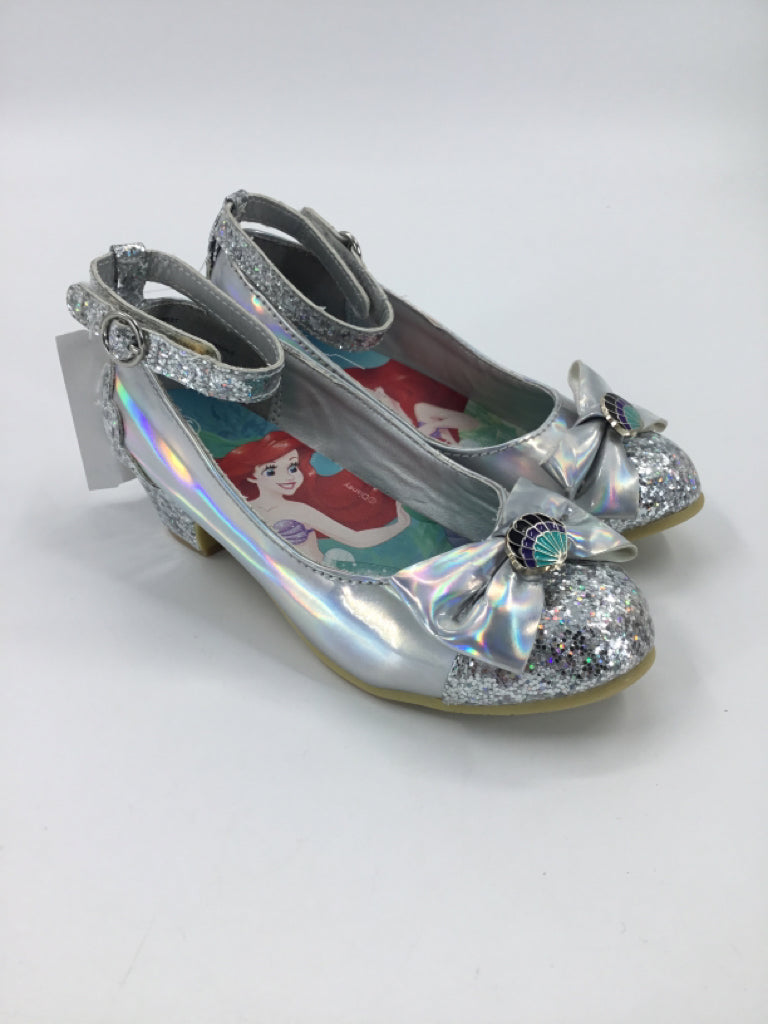 Disney Child Size 11 Silver Dress Shoes