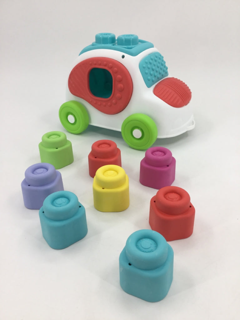 Clementoni Soft Clemmy Sensory Car