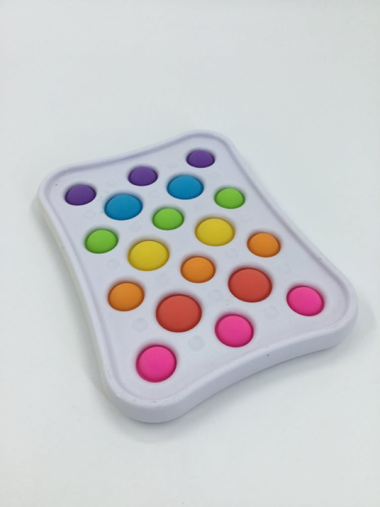 Fat Brain Toys Dimpl Pops