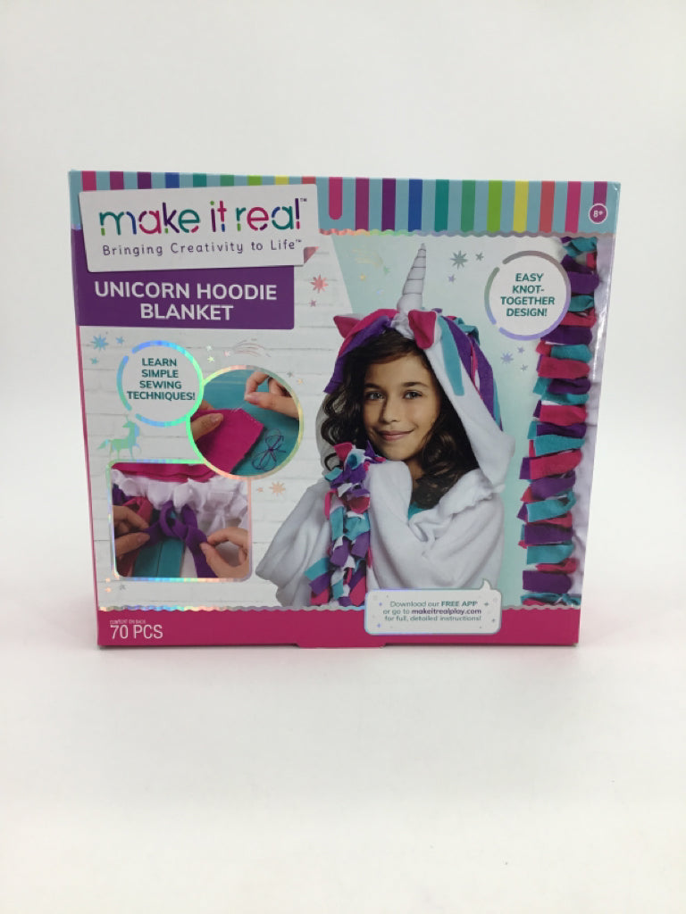 Make it real Unicorn Hoodie Blanket Kit