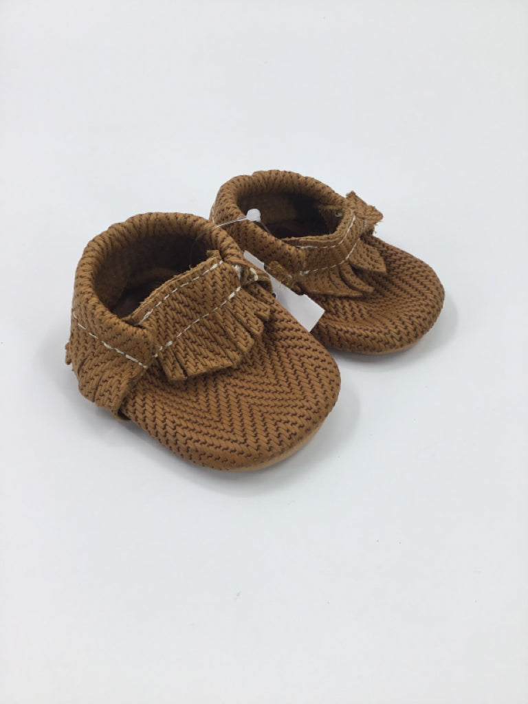 Freshly Picked Child Size 1 Toddler Brown Baby/Walker Shoes