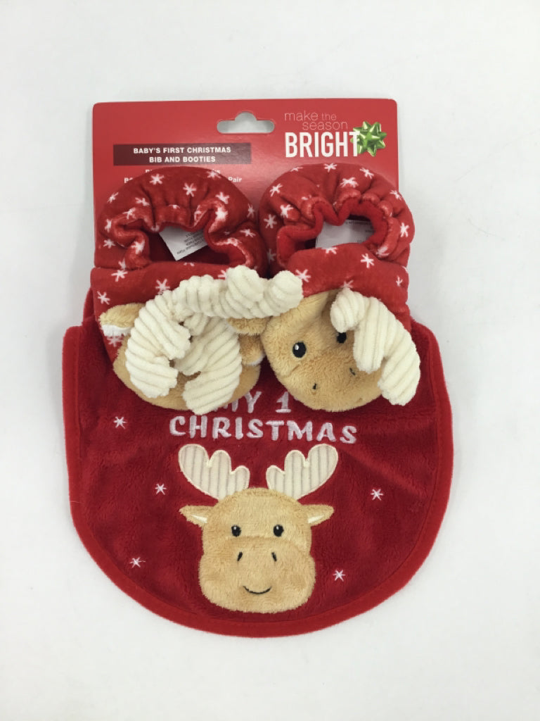 brandless Child Size 0-6 Months Red Christmas Bib & Booties Set