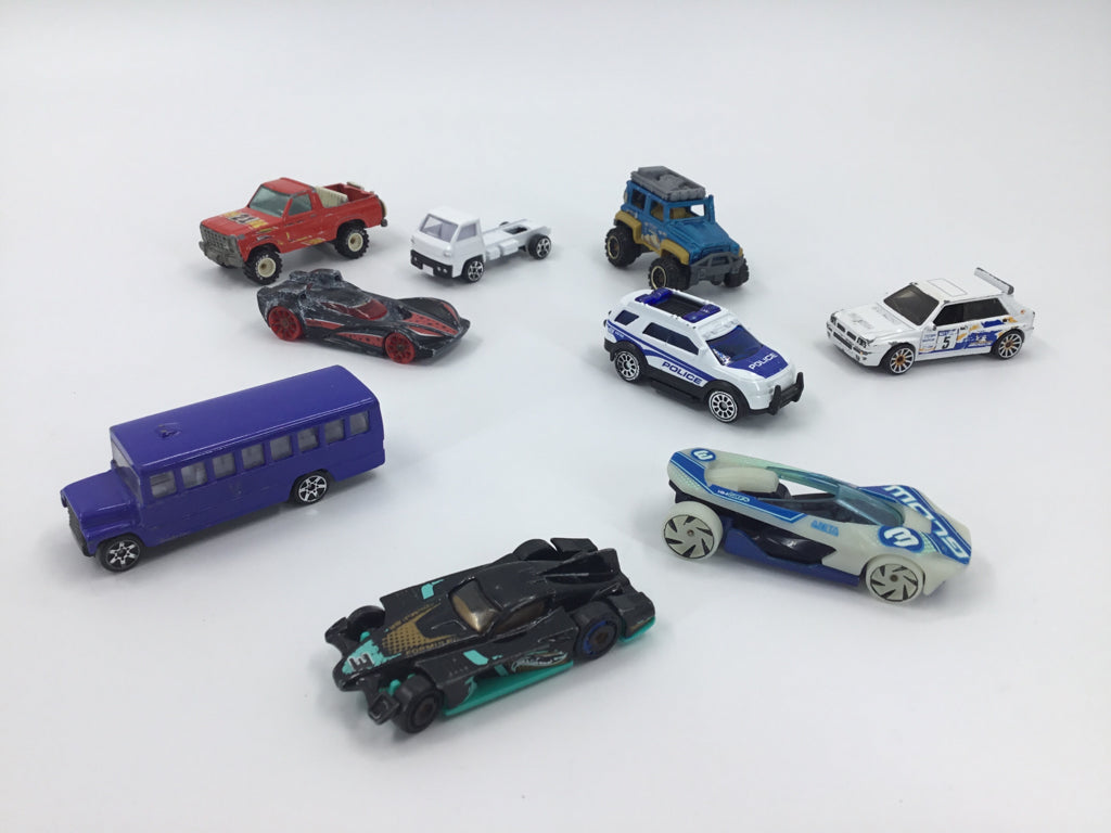 Hot Wheels Set of 8