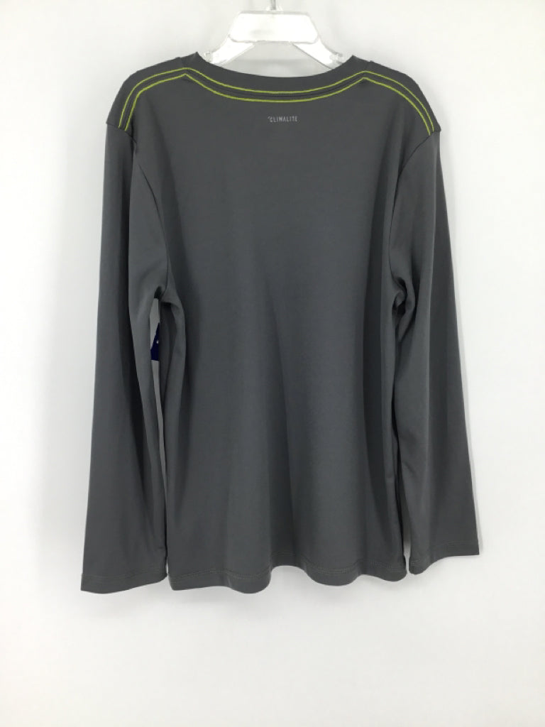 Adidas Child Size 7 Gray screen printed T-shirt - boys