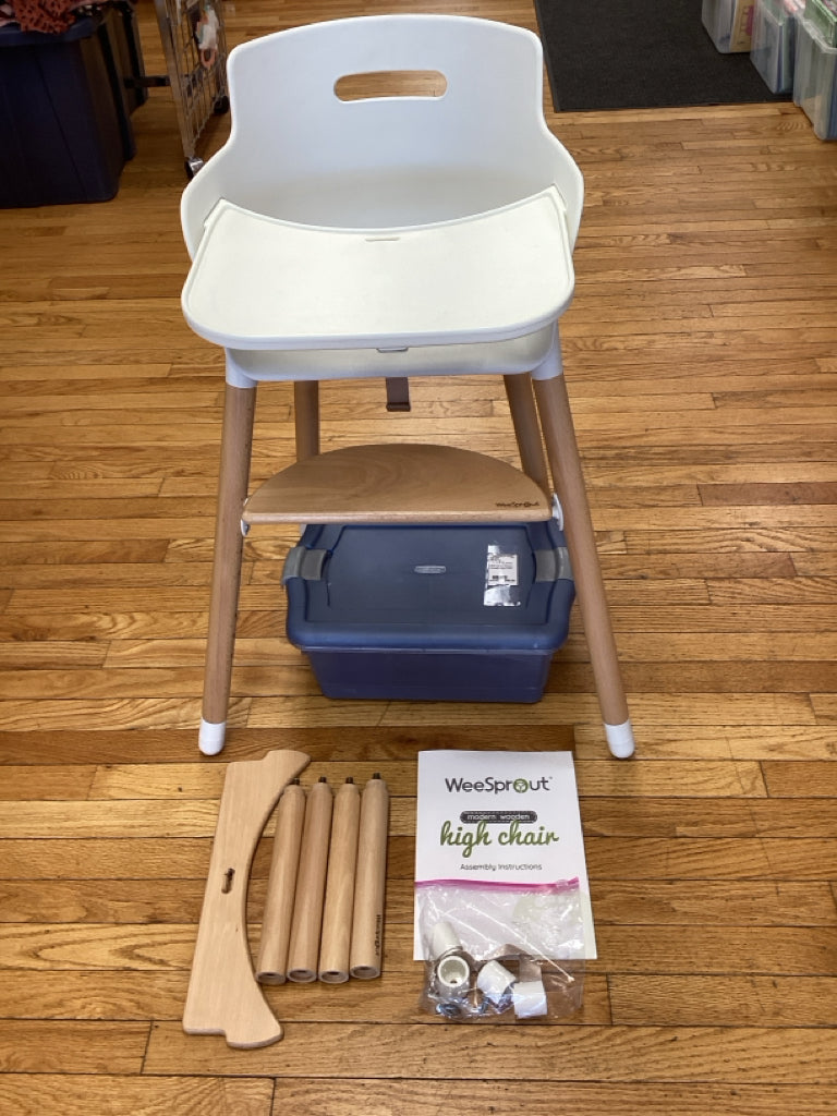 Wee Sprout Modern Wooden High Chair