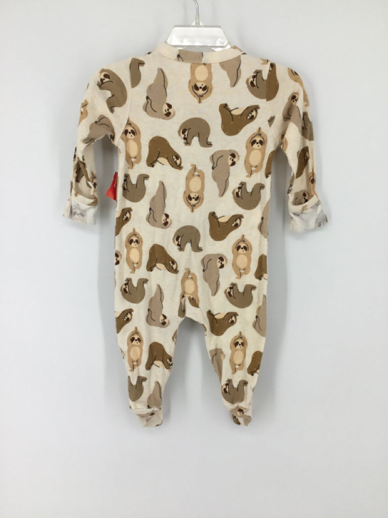 Old Navy Child Size 6-9 Months Tan Sleepers