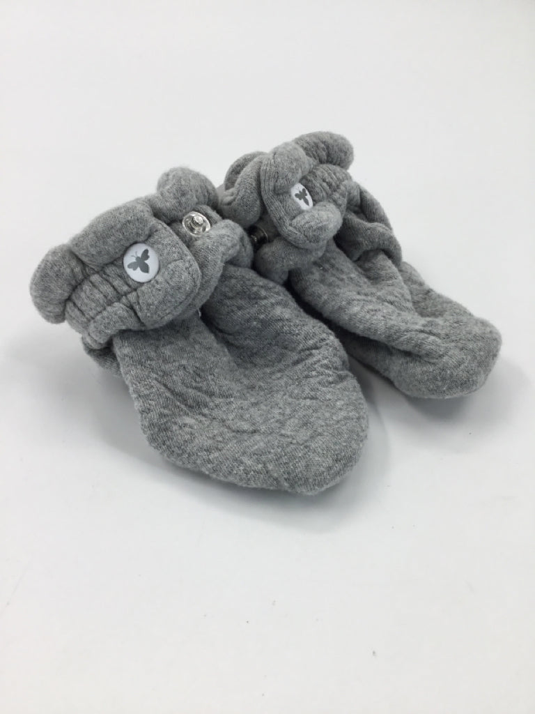 Burt's Bees Baby Child Size 2 Toddler Gray Baby/Walker Shoes