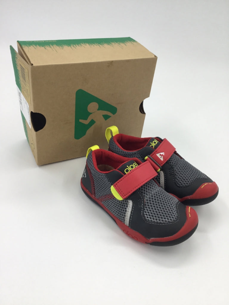 Plae Child Size 7.5 Toddler Red Sneakers