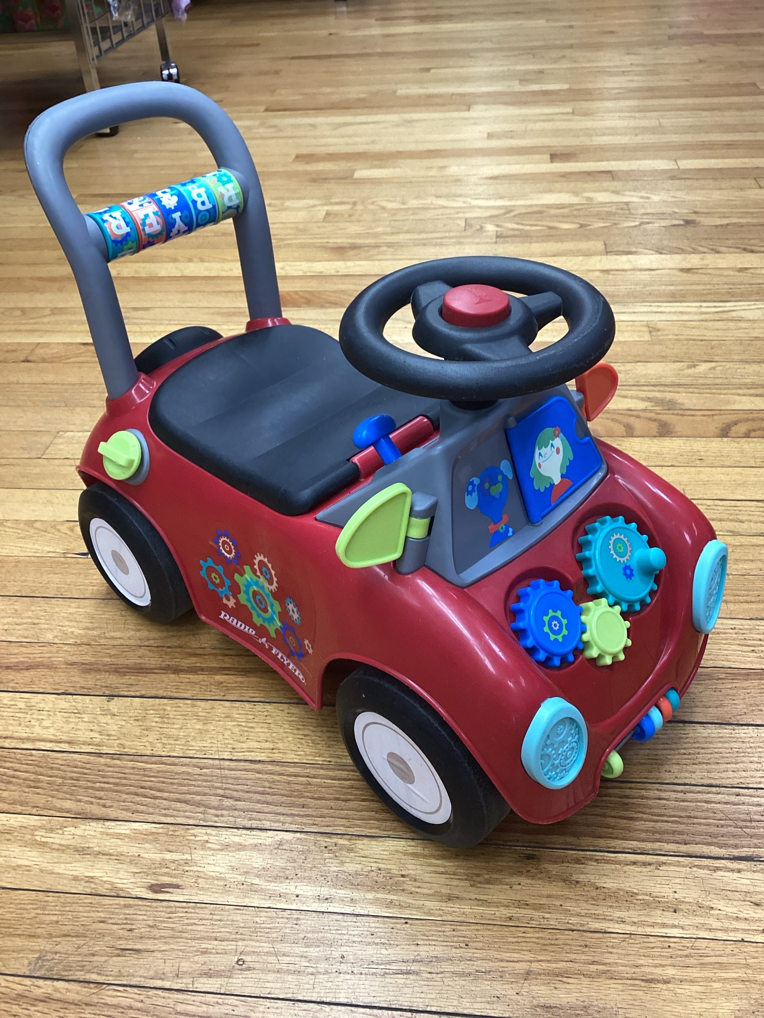 Radio Flyer Busy Buggy Ride On
