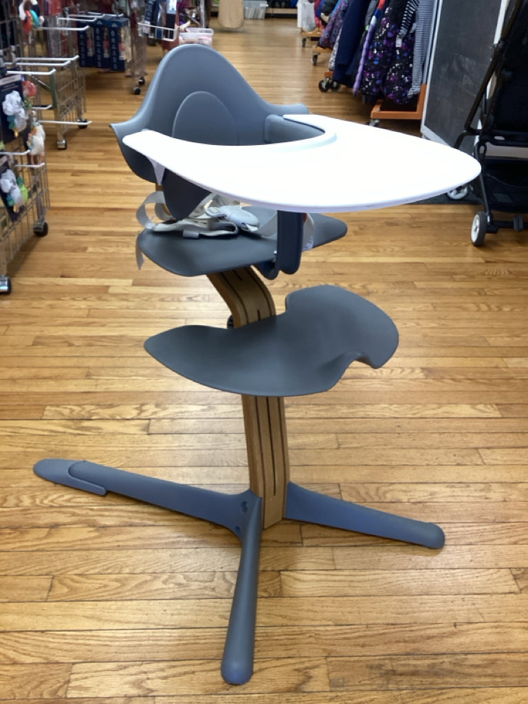 Stokke Nomi High Chair and tray with newborn & baby sets