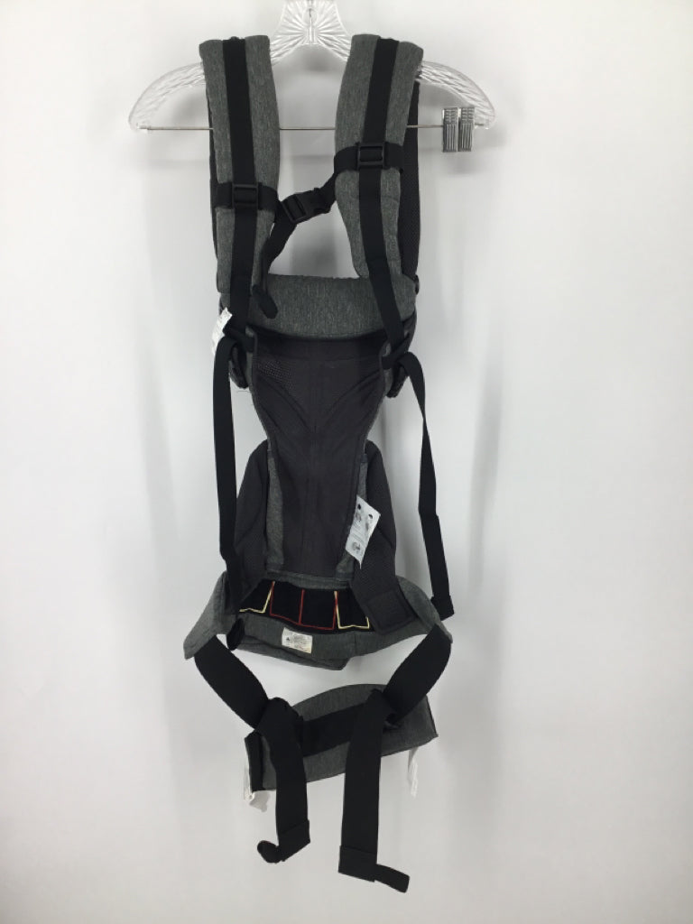 ErgoBaby Omni 360 Cool Air Carrier - gray