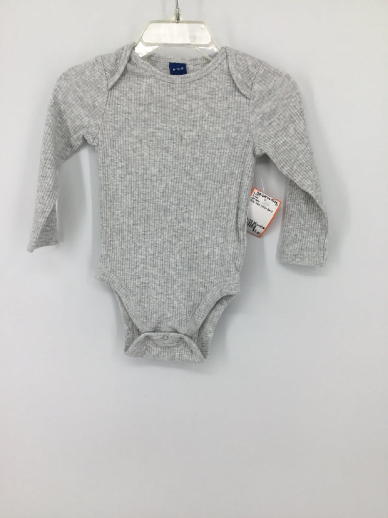 Old Navy Child Size 6-12 Months Gray Onesie