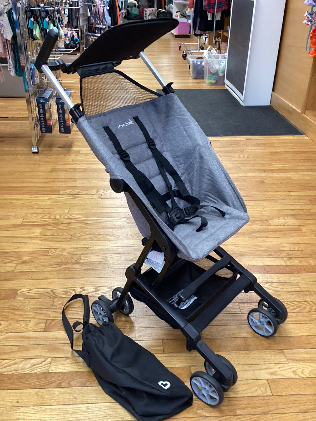 Munchkin Sparrow Ultra Compact Travel Stroller