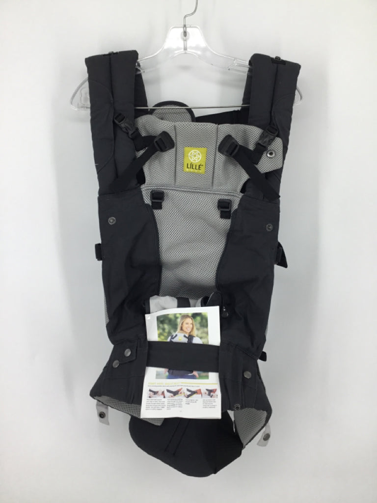 LÍLLÉbaby Black Carrier Complete All Seasons Breathable 3D Mesh