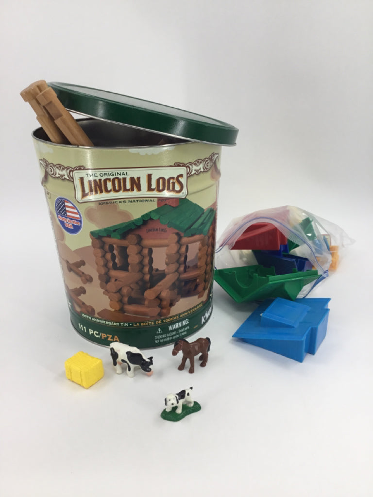 Assorted Lincoln Logs