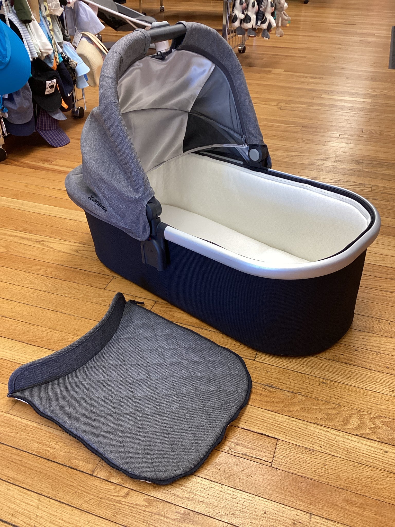 UppaBaby Gray Bassinet - 2018