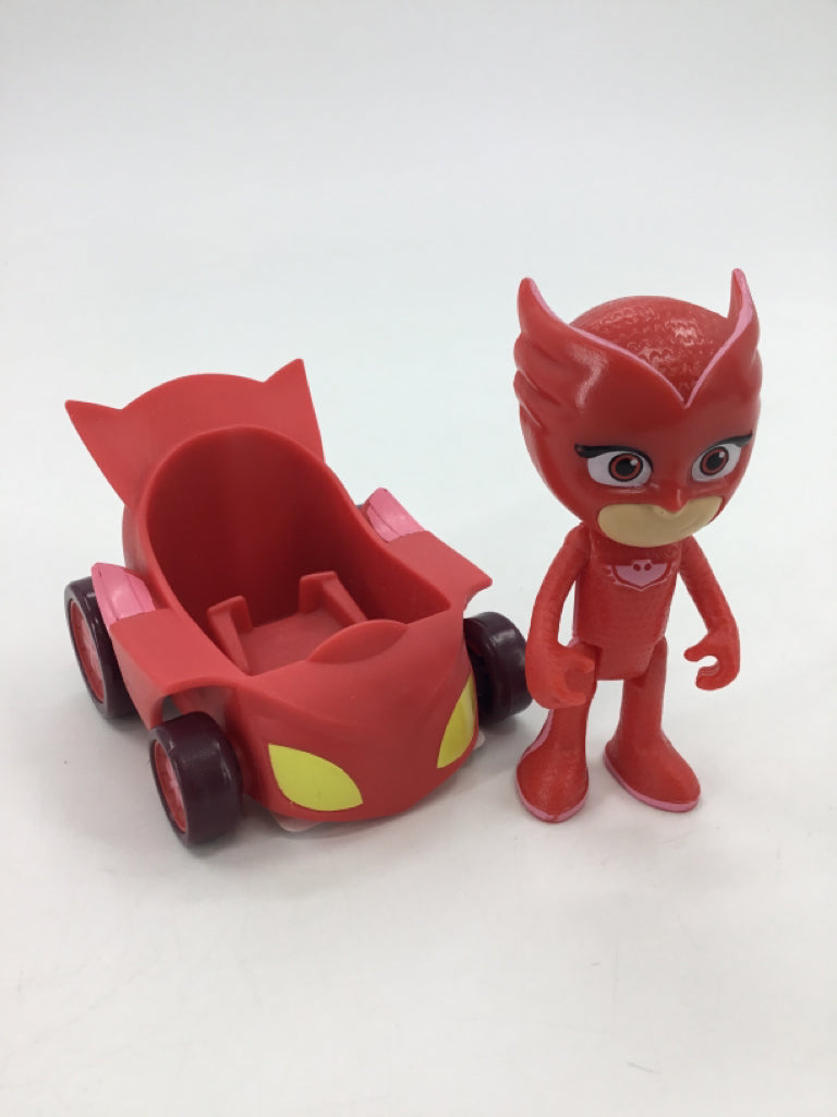PJ Masks Red Owlette and Mini Car