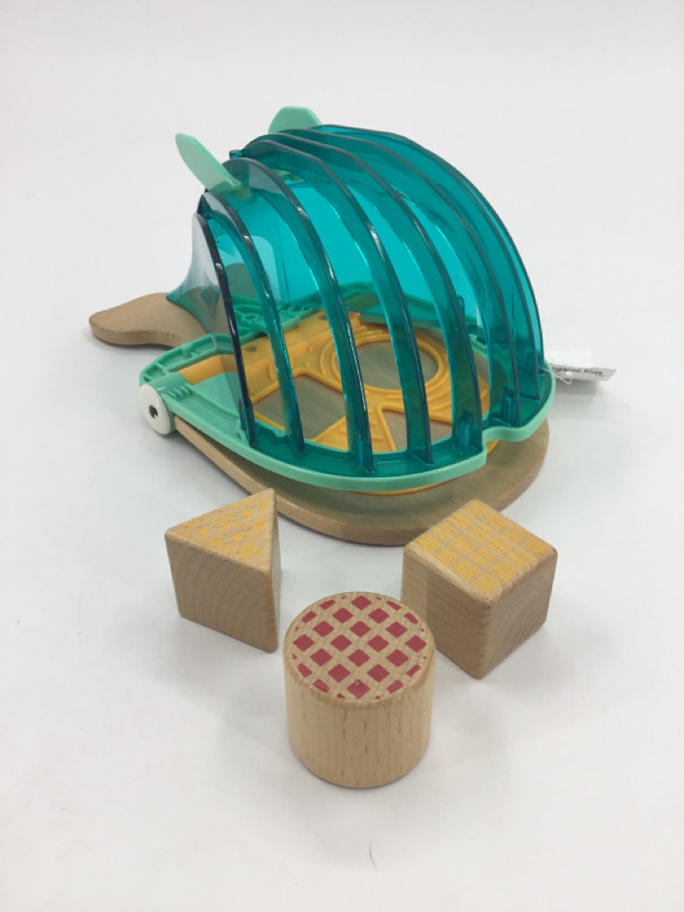 Fisher-Price Wooden Toys, Hungry Humpback Shape Sorter