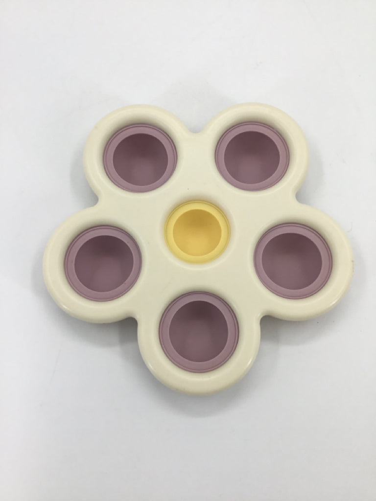 Mushie Flower Press Toy