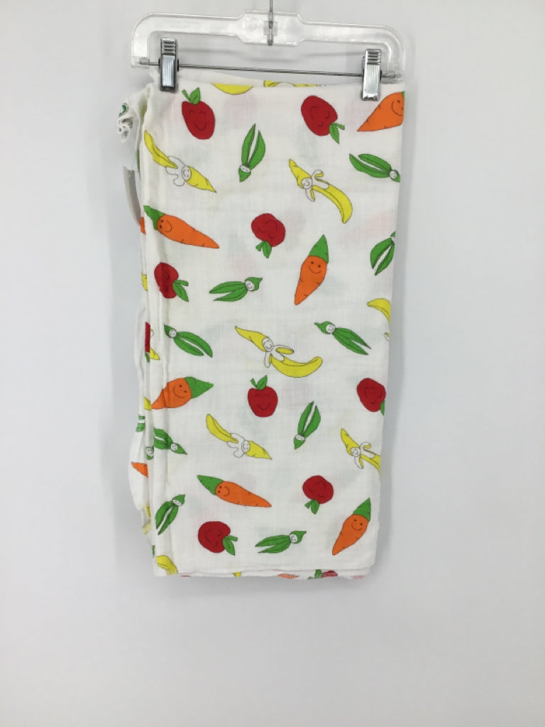 Under the Nile White Print Blanket