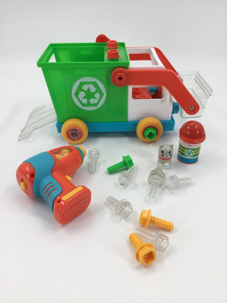 Educational Insights Design & Drill Bolt Buddies Recycling Truck