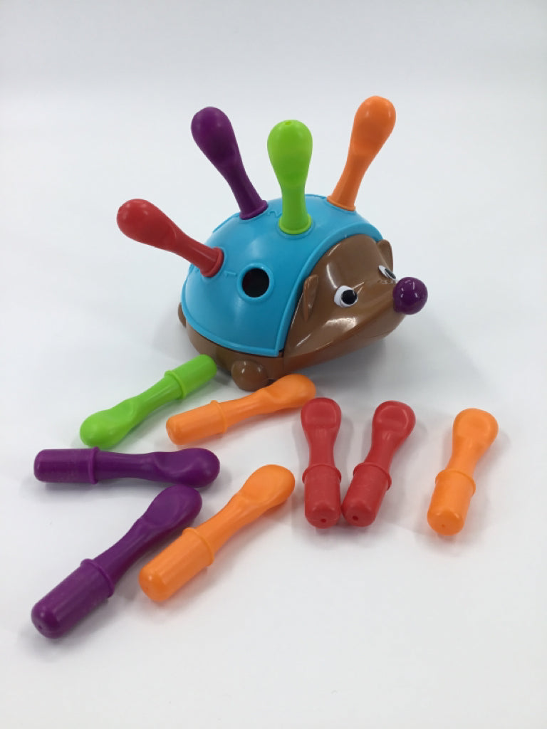 Learning Resources Spike the Fine Motor Hedgehog