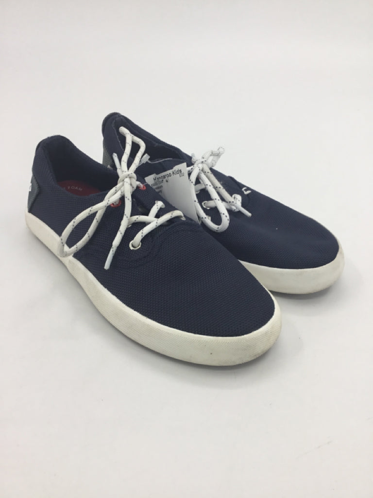 Sperry Child Size 3 Youth Navy Sneakers