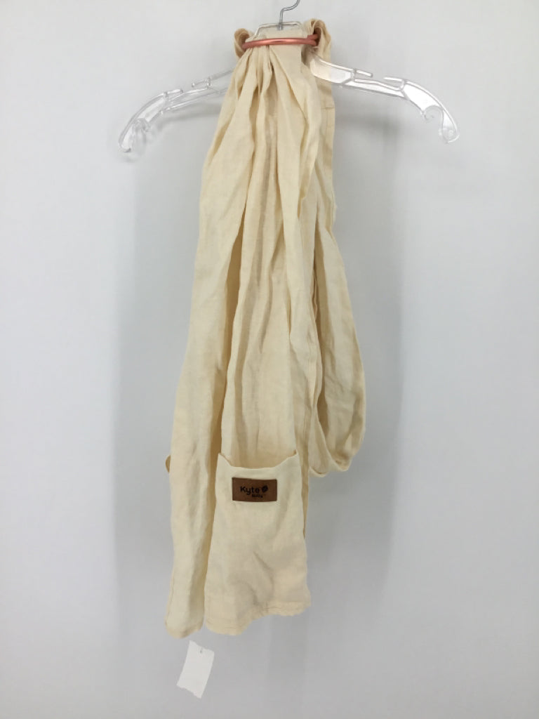 Kyte Ring Sling Carrier - Cream