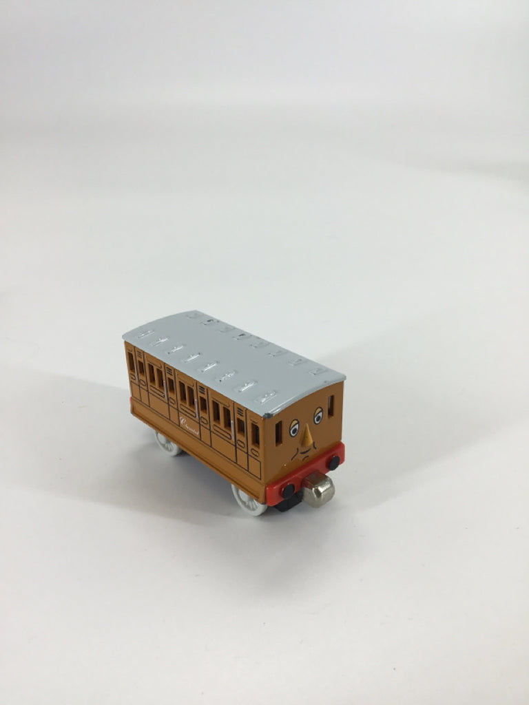 Thomas & Friends Clarabel Metal Magnetic Train
