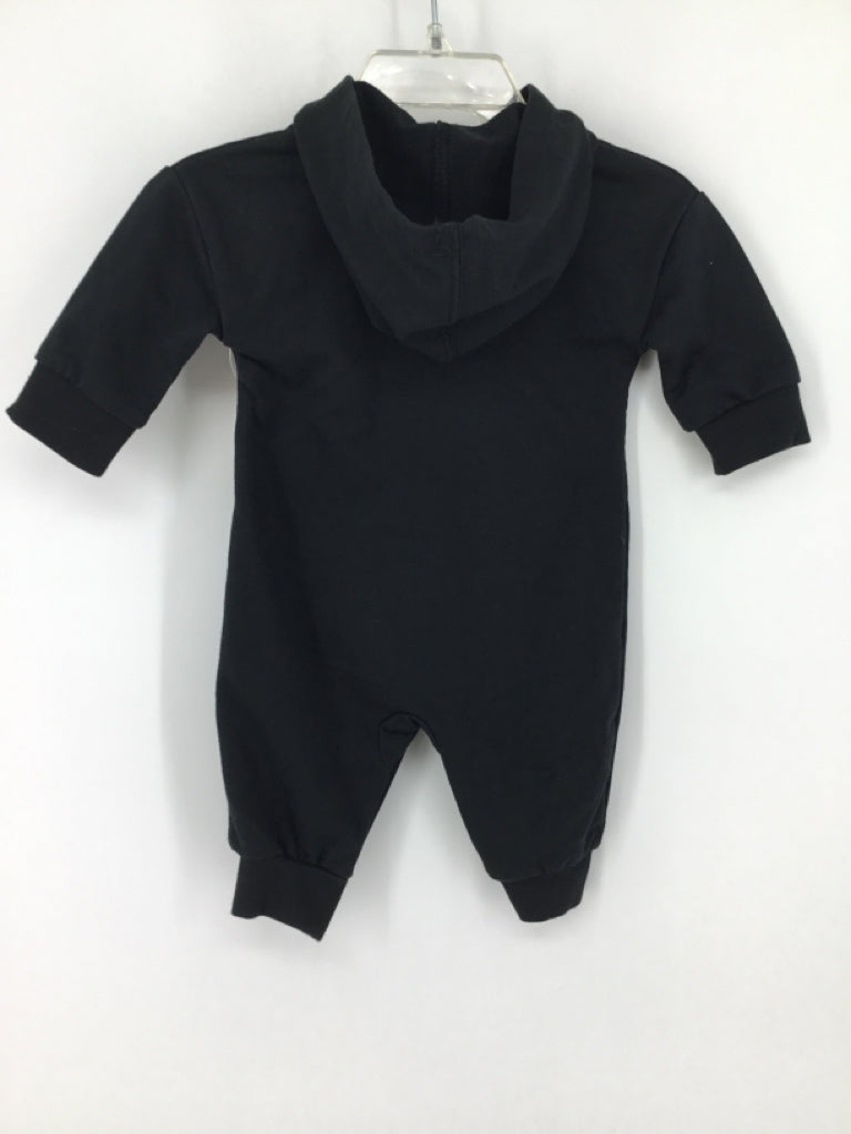 Nike Child Size 3 Months Black screen printed Outfit - boys