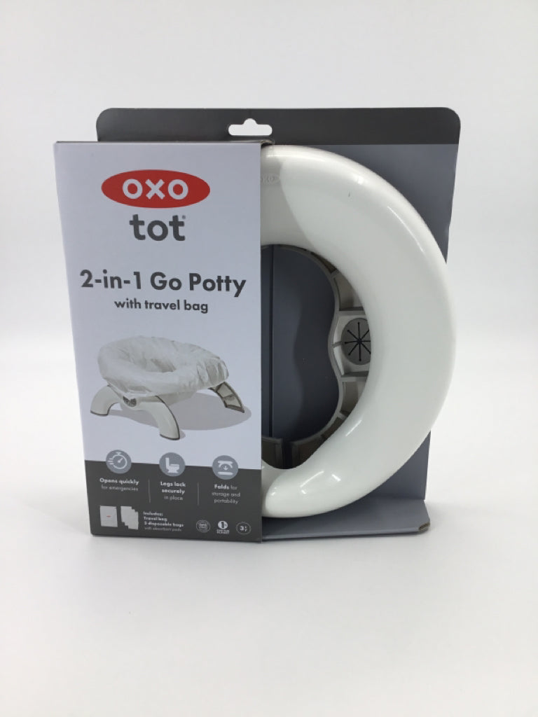 Oxo Tot 2-in-1 Go Potty with travel bag