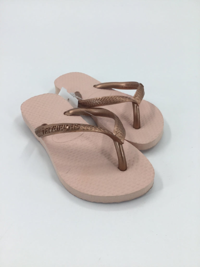 Havaiana Child Size 9 Toddler Pink Sandals/Flip Flops