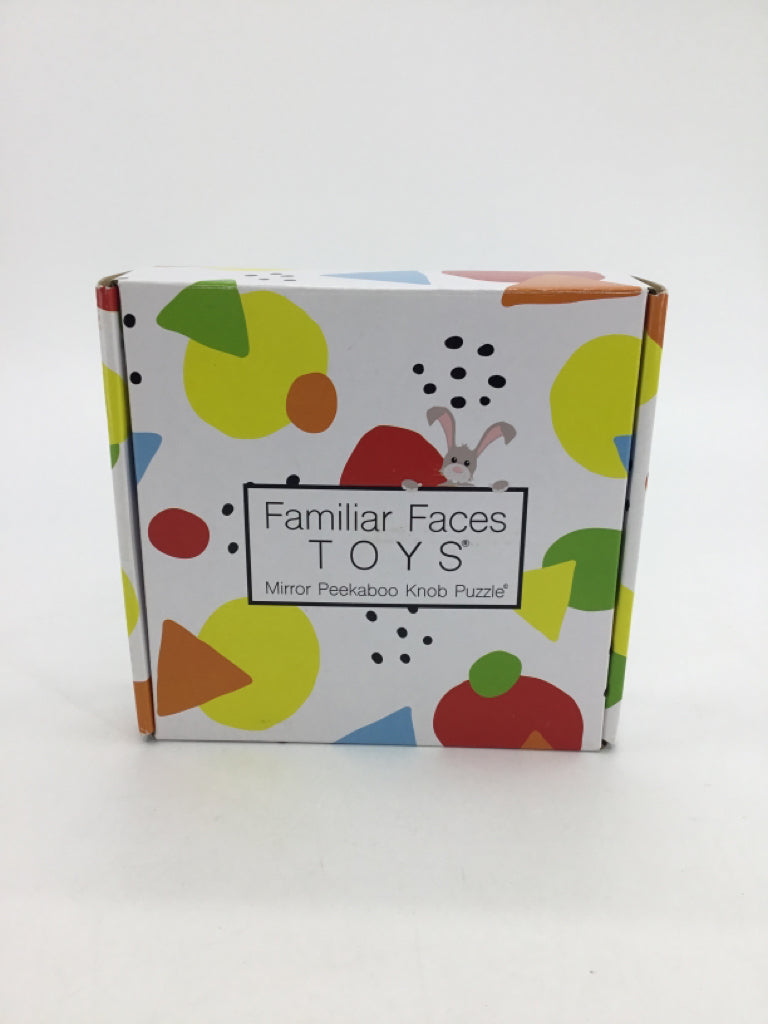 Familiar Faces Toys Miror Peek a Boo Knob Puzzle