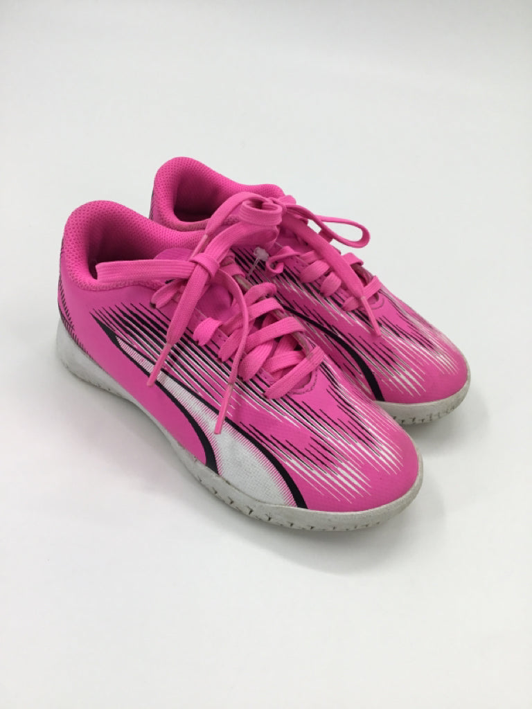 Puma Child Size 11 Pink Sport/Dance Shoes